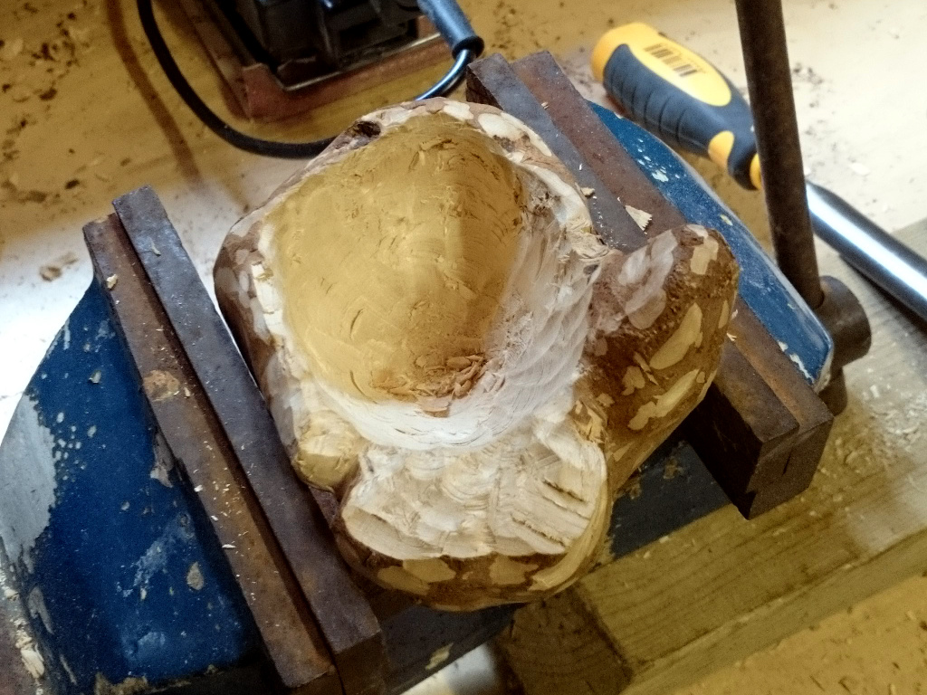 How To Make a WOODEN Cup KUKSA from BIRCH BURL into the FOREST without  Power TOOLS 