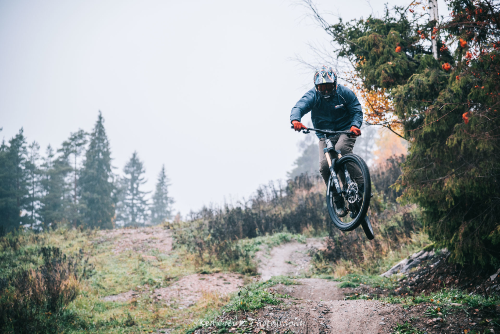 Slopes in the summer season are the perfect playground for bicycle riders – we tried downhill mountain biking in Påminne Bike Park